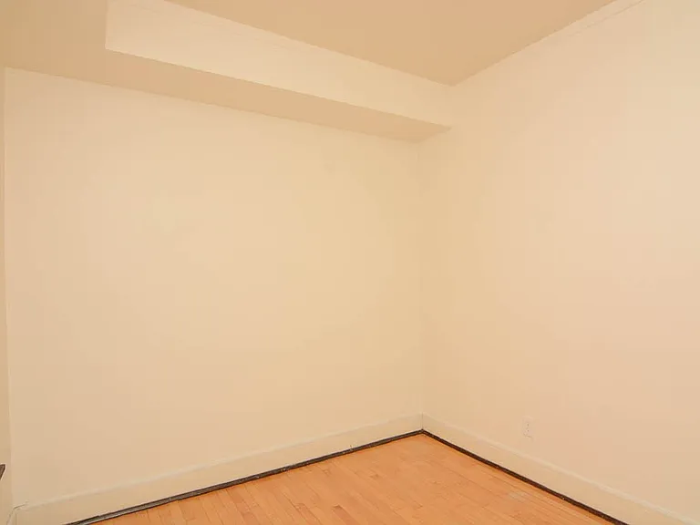 1309 W Newport Ave #2C — Photo 17
