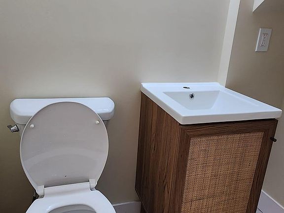 5th image of 5 Ark St #4