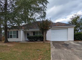 1817 Chestnut Dr, Valdosta, GA 31602