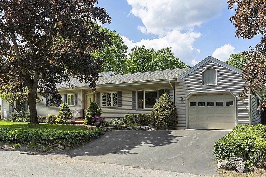 4 Colonial Dr, Chelmsford, MA 01824 Zillow