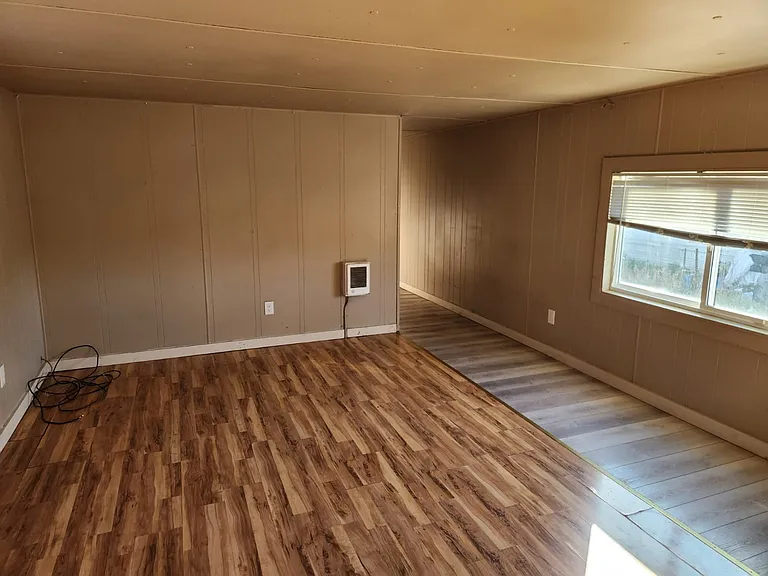 3263 Comber Ct NE — Photo 12