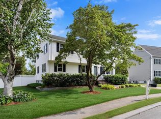 30 Samoset Rd, Woburn, MA 01801