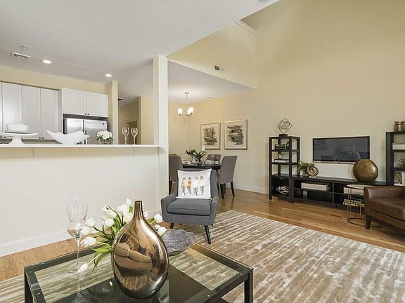 5th image of 70 Endicott St APT 206