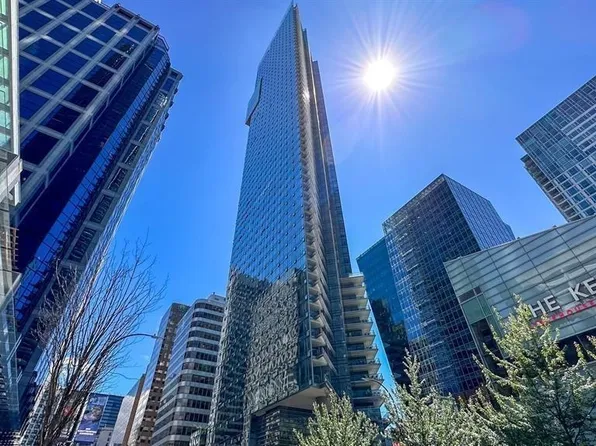 1128 Georgia St W #5004, Vancouver, BC V6E 0A8