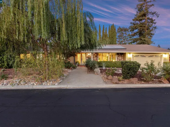 4041 Hitchcock Rd, Concord, CA 94518