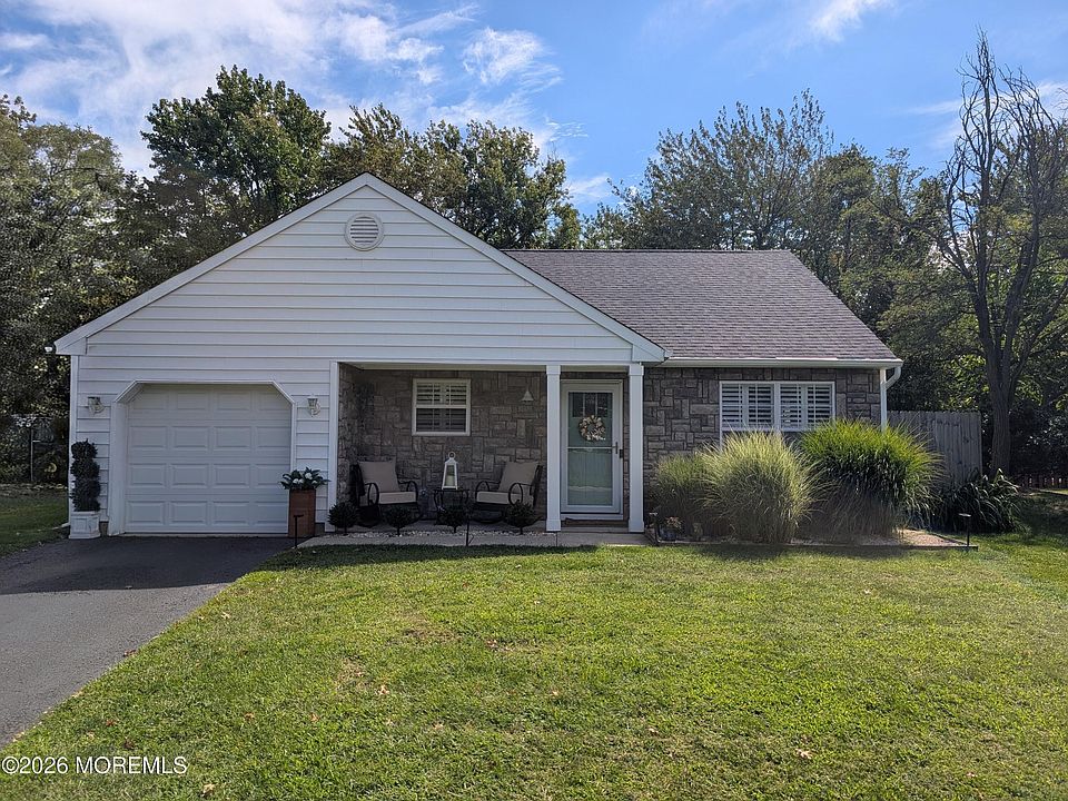 1st image of 2 Ellison Court