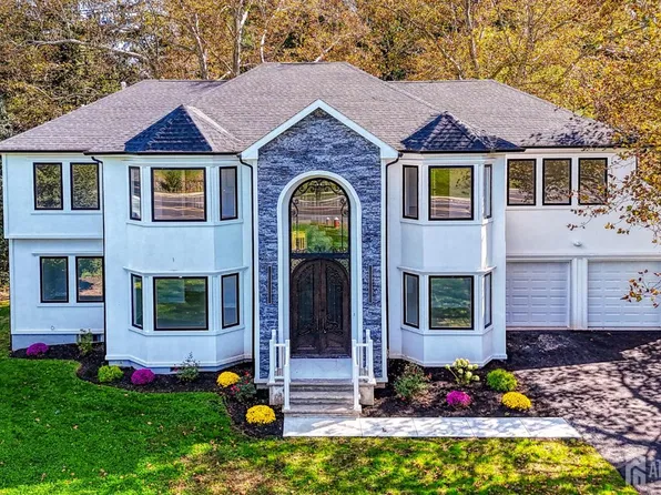 920 Georges Rd, Monmouth Junction, NJ 08852