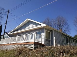 6671 Golfside Ct, Saranac, MI 48881