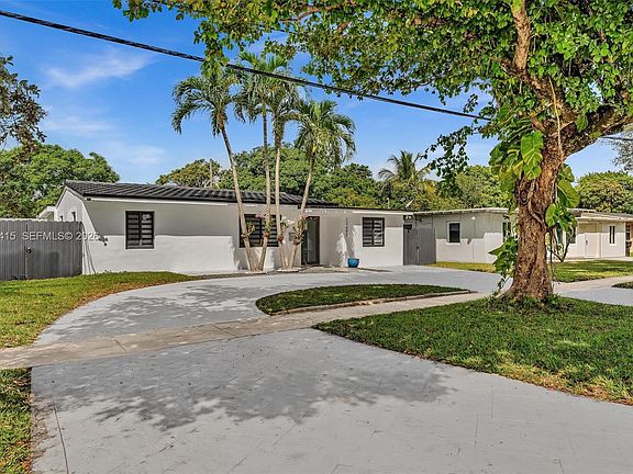 2nd image of 12680 N Miami Ave