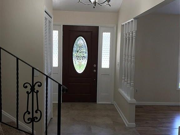 2nd image of 20738 Parkwood Ln