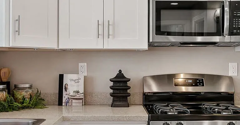PINEBROOK APTS — Photo 5