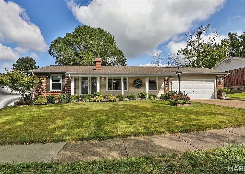1st image of 4423 Cloverbrook Dr