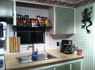 4 Western Ave, Westover, WV 26501