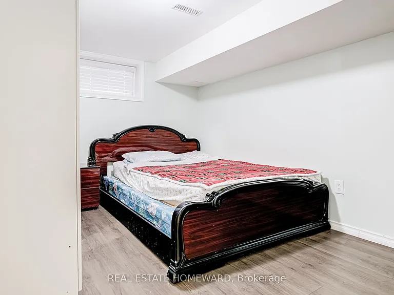 113 Porchester Dr #BASEMENT — Photo 18