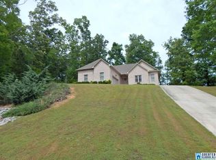 19 Westbrook Dr, Hayden, AL 35079