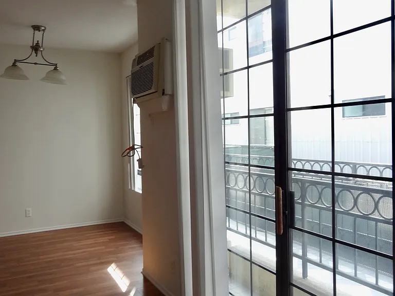 3648 Motor Ave — Photo 11