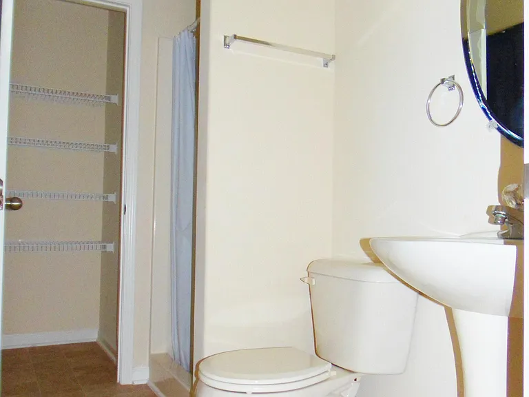 2536 Sun Seeker Ct — Photo 17