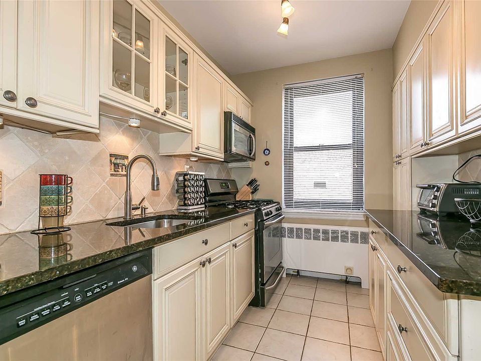 1st image of 58 Grace Ave APT 3H