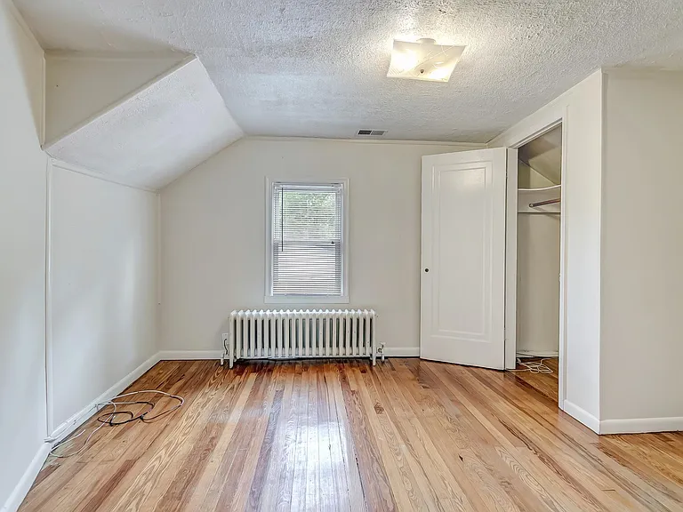 9038 Rhode Island Ave — Photo 21