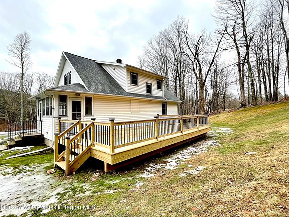 5th image of 265 Scribner Hollow Road