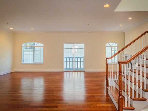 4th image of 1405 El Camino Real #C