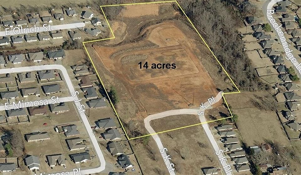 1st image of 1003 Longview Dr