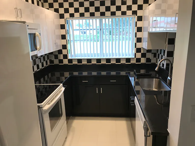 Summer Lake Dr — Photo 2