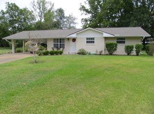 209 Pine Cir, Brandon, MS 39042