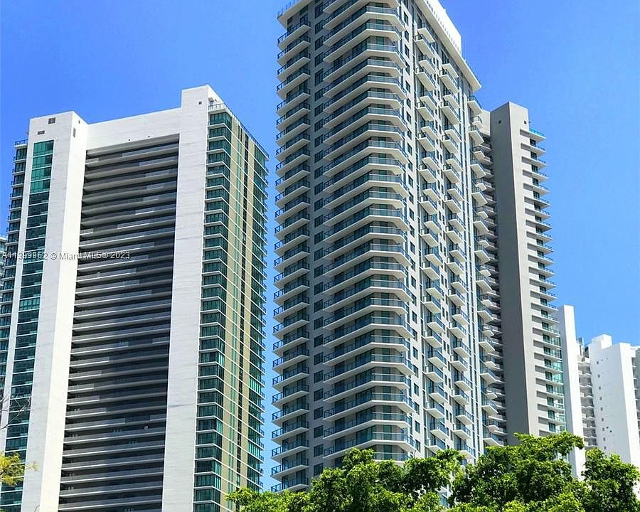 1st image of 501 NE 31st St Unit 3309