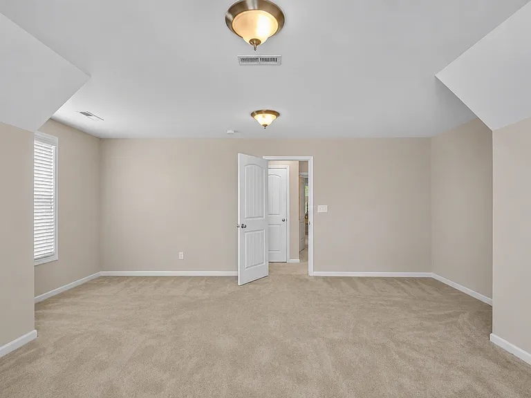 Upstairs Bonus Room