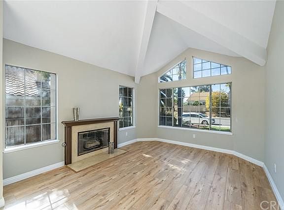 5th image of 24390 Via Briones