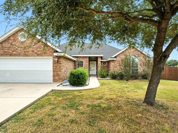 637 Topaz, Seguin, TX 78155