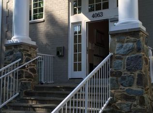 4063 S Four Mile Run Dr UNIT 304, Arlington, VA 22204