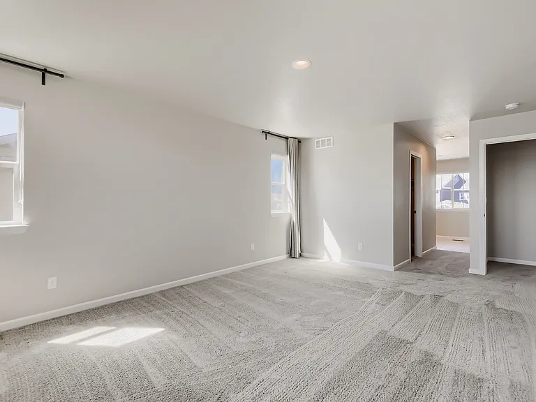 6562 Merrimack Dr — Photo 10