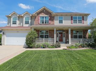 902 Farmstead Ln, Shorewood, IL 60404