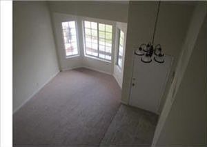 1st image of 11941 Liverpool Ln