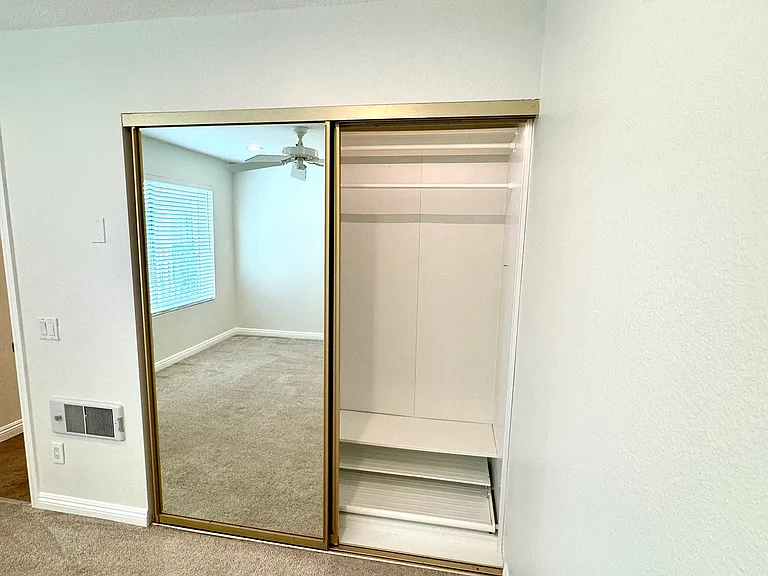 Wardrobe, secondary bedroom