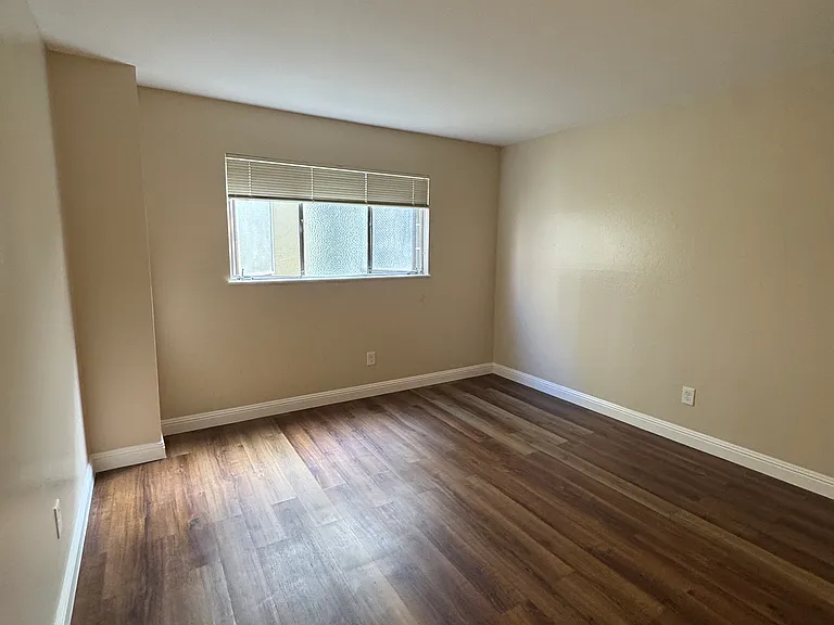 434 Lee St #202 — Photo 8