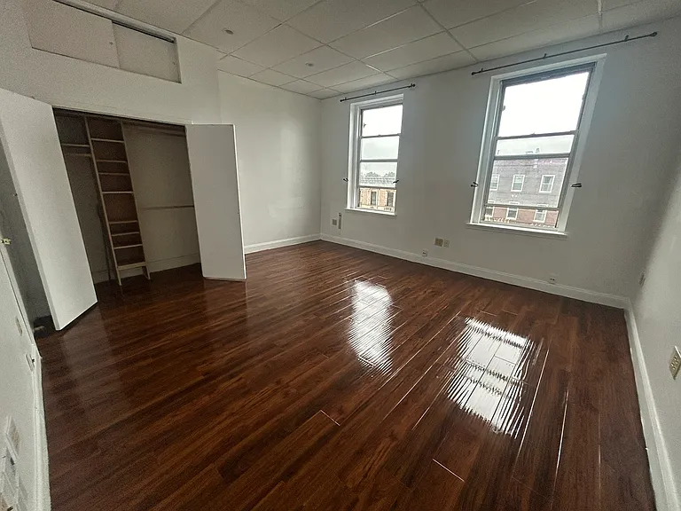 1610 S Broad St #3 — Photo 7