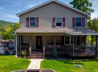 4341 Rudetown Rd, Hamburg, NJ 07419