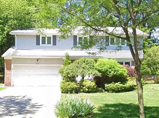 2496 Brentwood Rd, Beachwood, OH 44122