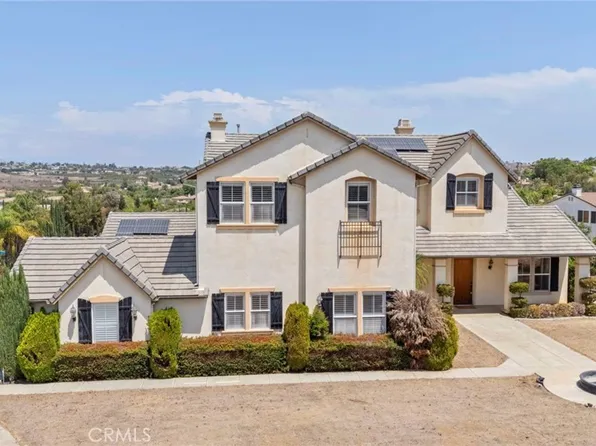 18530 Oak Park Dr, Riverside, CA 92504