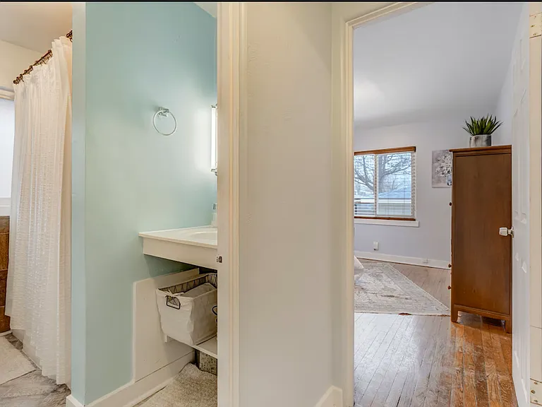 2533 E Buena Ventura St #1 — Photo 17