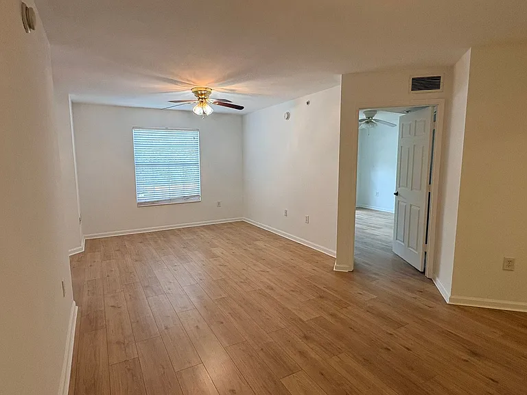 4127 Residence Dr #411 — Photo 4