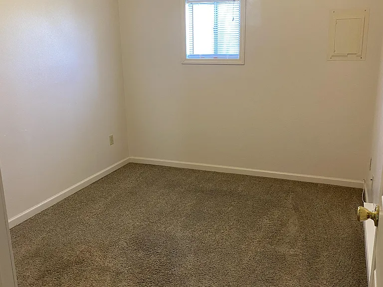Entrance to 1st bedroom