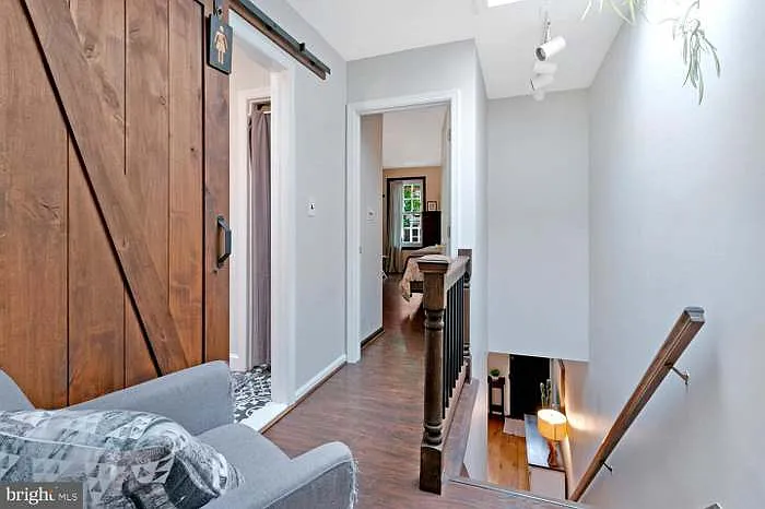 2 bed, 1175 sqft, $2,499 — Photo 4