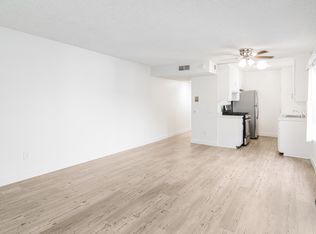 11816 Victory Blvd #208, North Hollywood, CA 91606