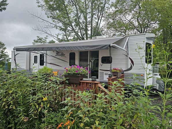 735 Woodstock Rd #148