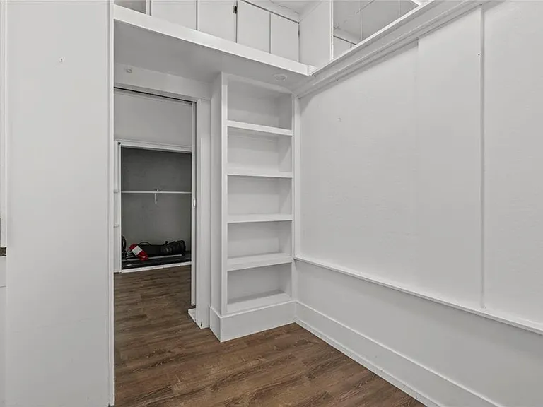 1081 McMillan St NW — Photo 9