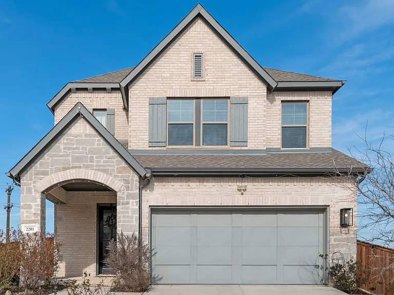 2201 Peters Colony Dr — Photo 21